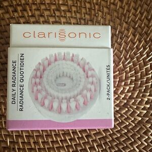 Clarisonic Skincare Brush Packaging- daily radiance- brand new!